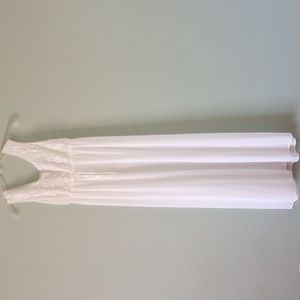 Ladies Two Piece Night Gown.